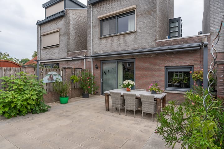 Foto 26 van Uithof 6