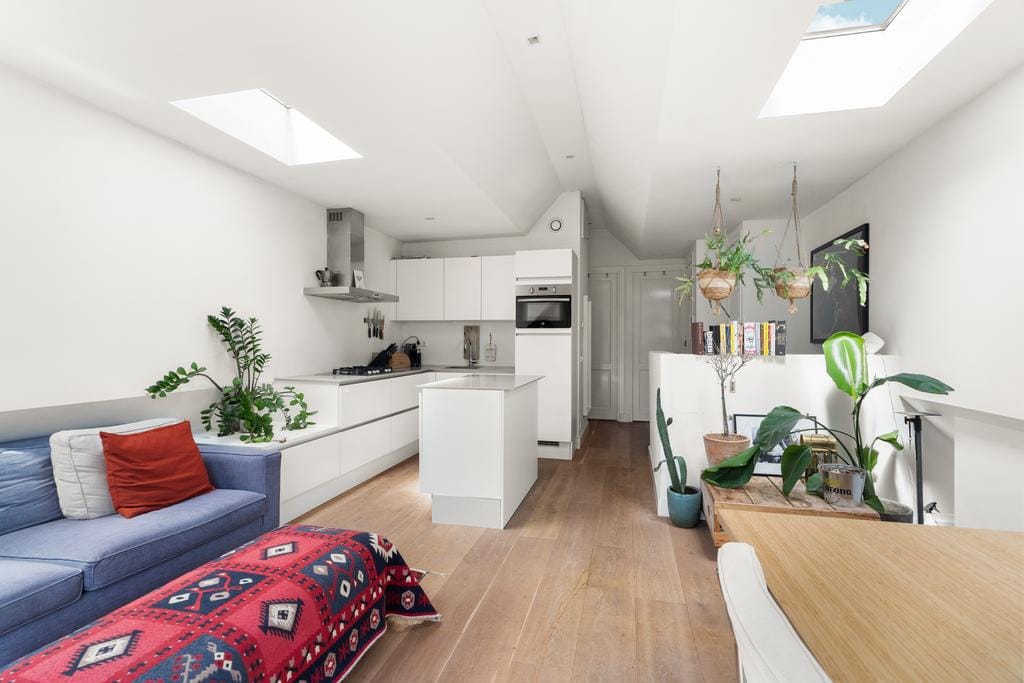 Photo 9 of Govert Flinckstraat 384-3