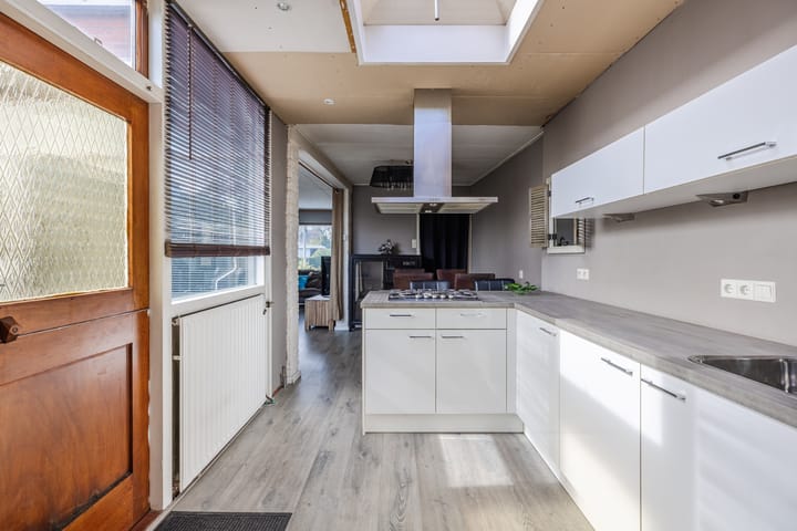 Foto 10 van v Leijdenstraat 10