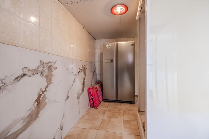 Foto 11 van v Leijdenstraat 10