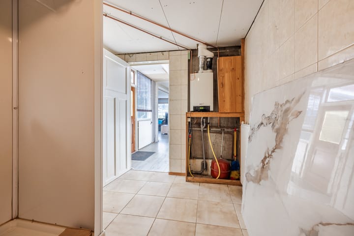 Foto 13 van v Leijdenstraat 10