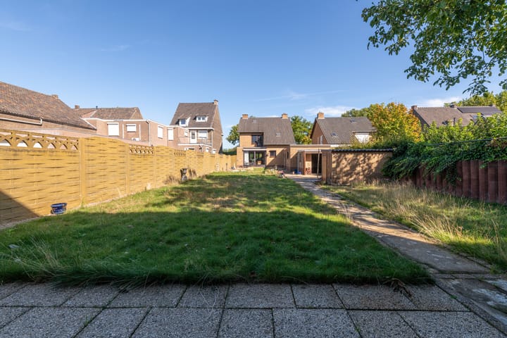 Foto 18 van Julianalaan 64