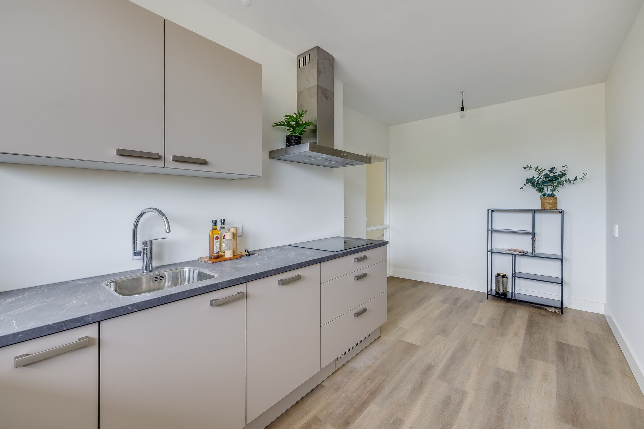 Foto 15 van Van Vollenhovenlaan 205