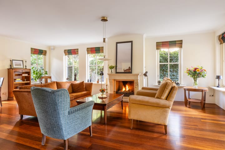 Photo 2 of Jacob Catslaan 85