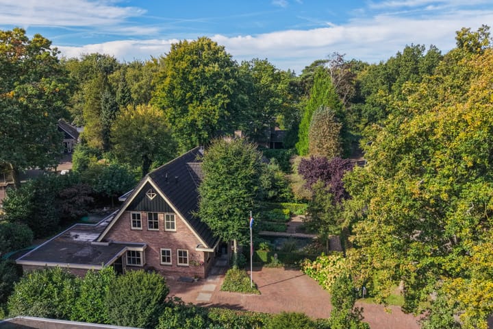 Photo 4 of Jacob Catslaan 85