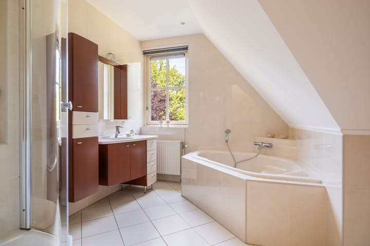 Photo 29 of Jacob Catslaan 85