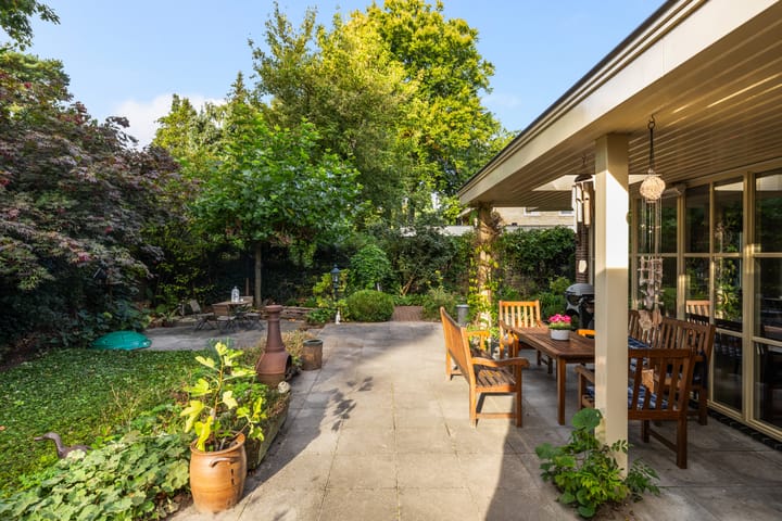 Photo 45 of Jacob Catslaan 85