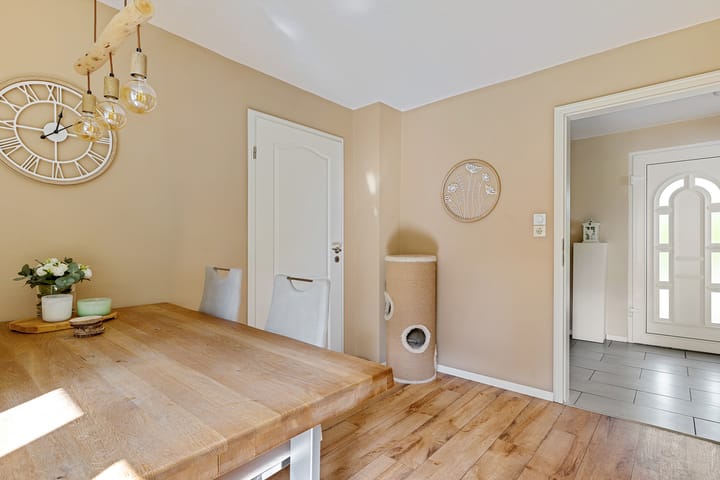 Foto 12 van Breiter Weg 74