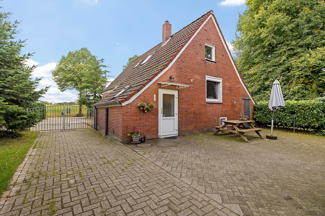 Foto 26 van Breiter Weg 74