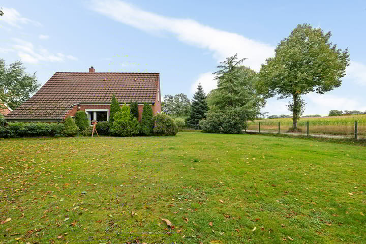 Foto 44 van Breiter Weg 74