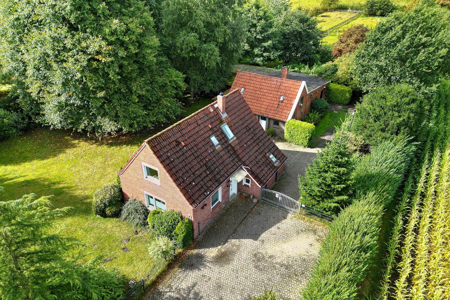 Foto 50 van Breiter Weg 74