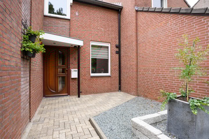 Foto 5 van Pastoor Hutschemakersstraat 5