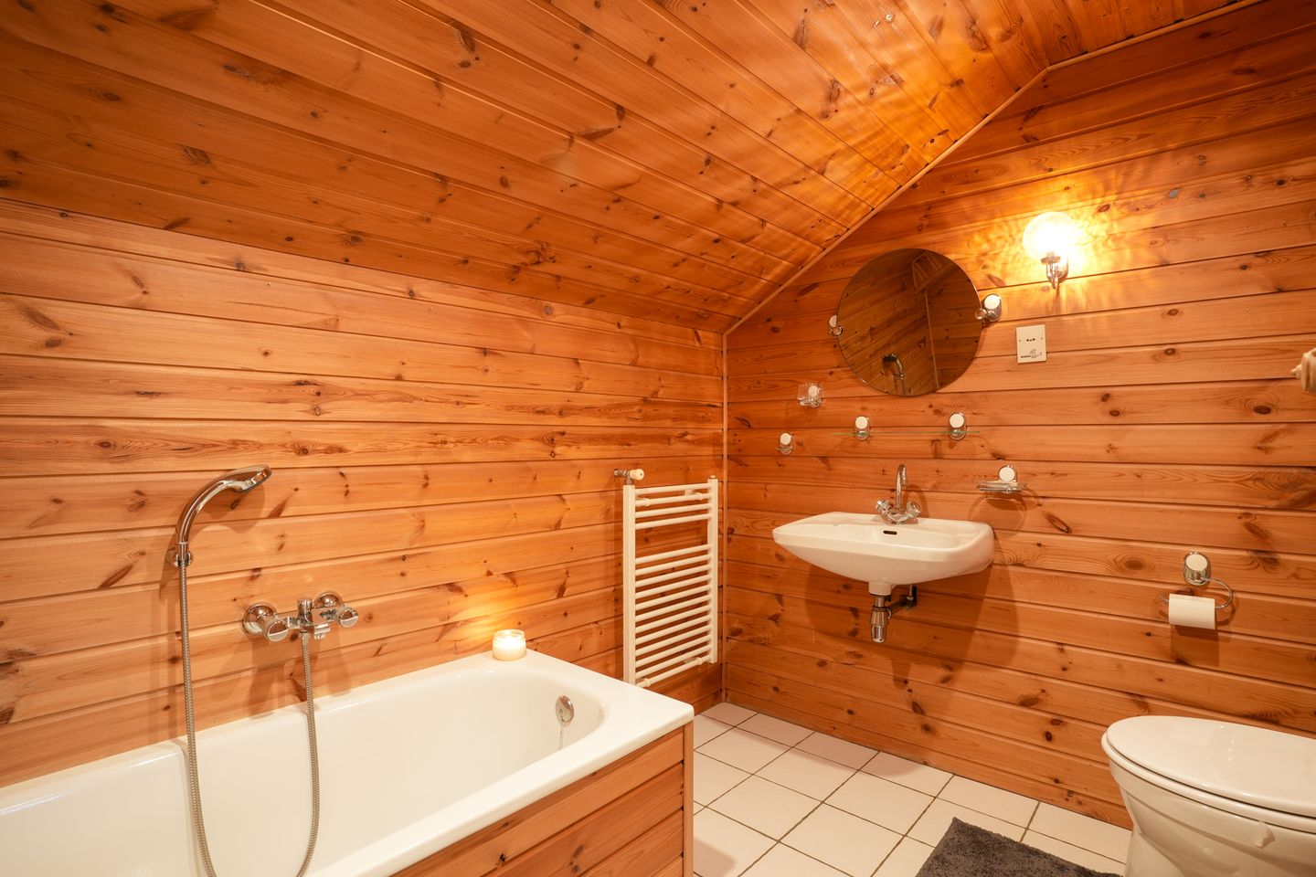 Foto 25 van Pastoor Hutschemakersstraat 5