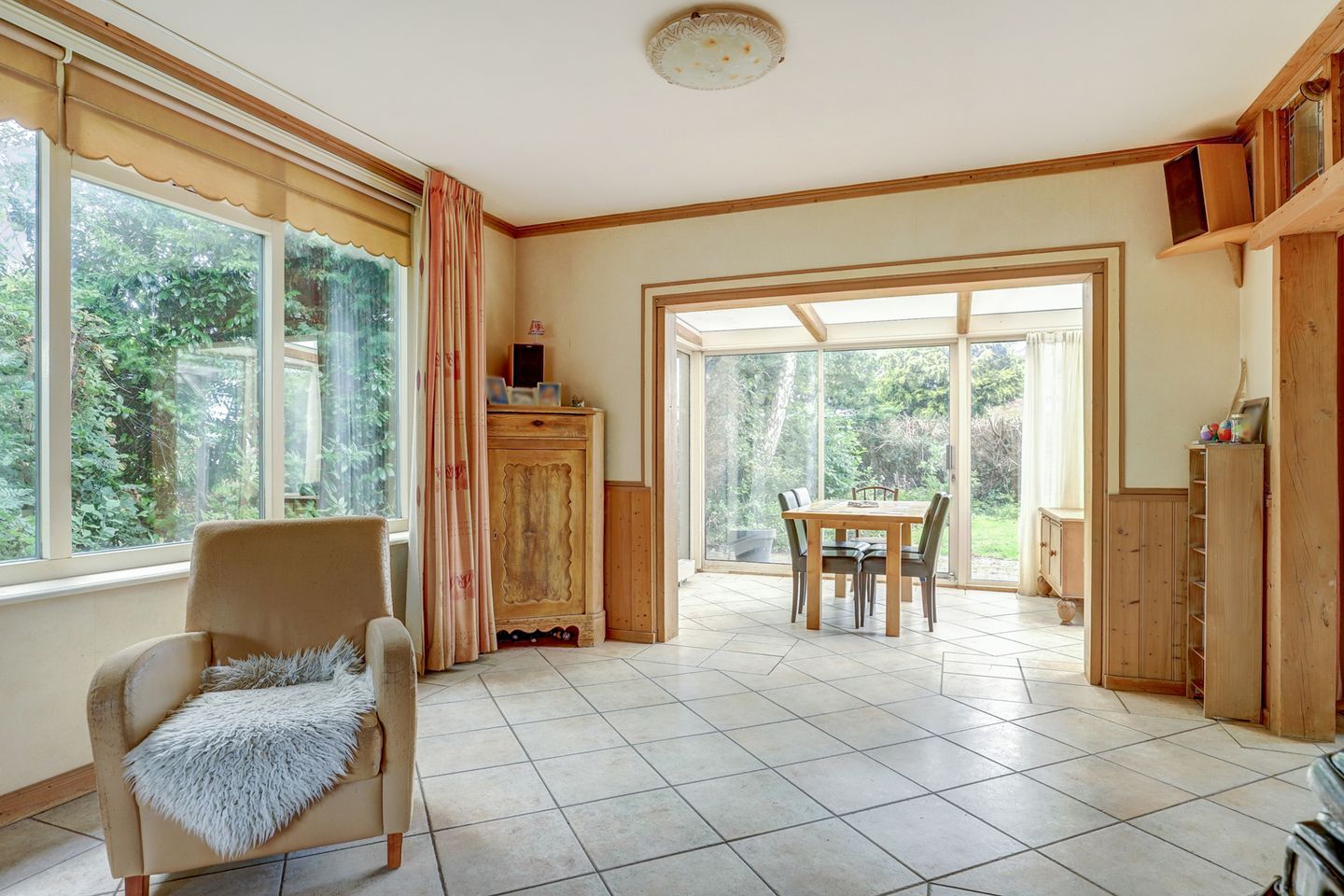 Foto 10 van Essenlaan 1