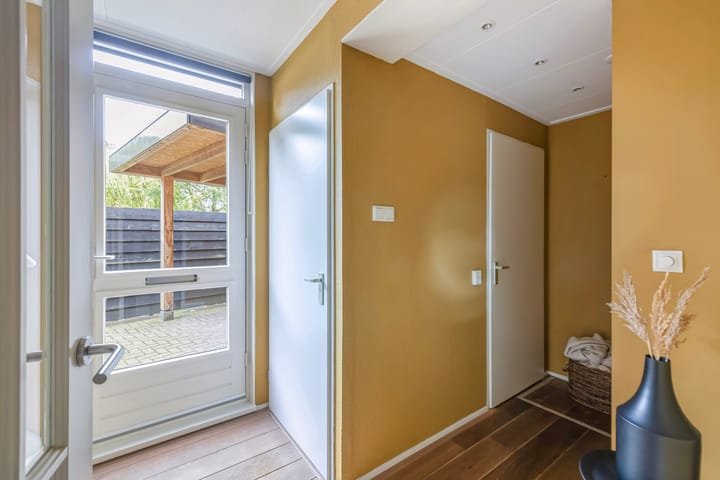 Foto 7 van Hoofdweg 206-D