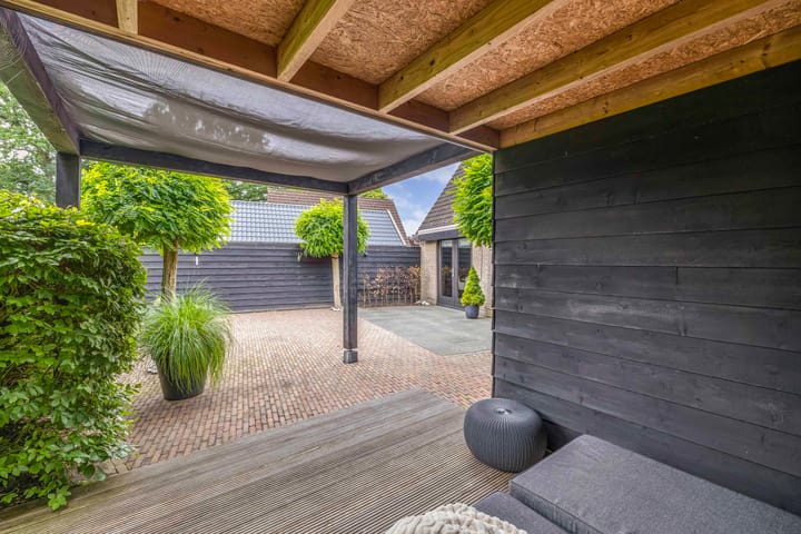 Foto 43 van Hoofdweg 206-D