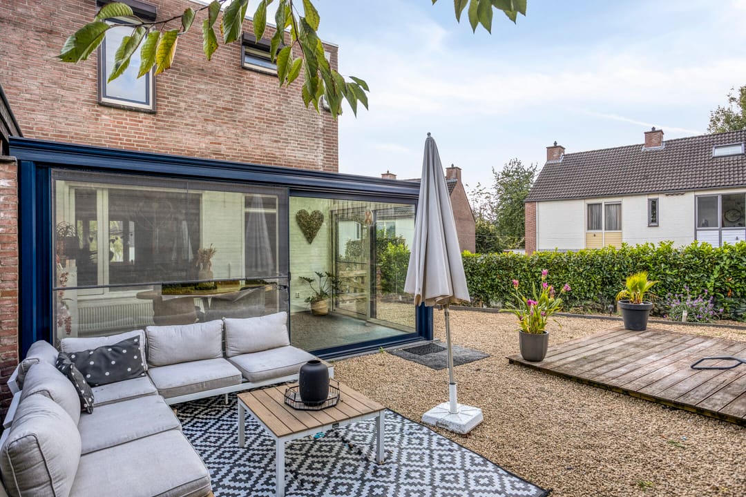 Photo 26 of Dokter Haackstraat 2