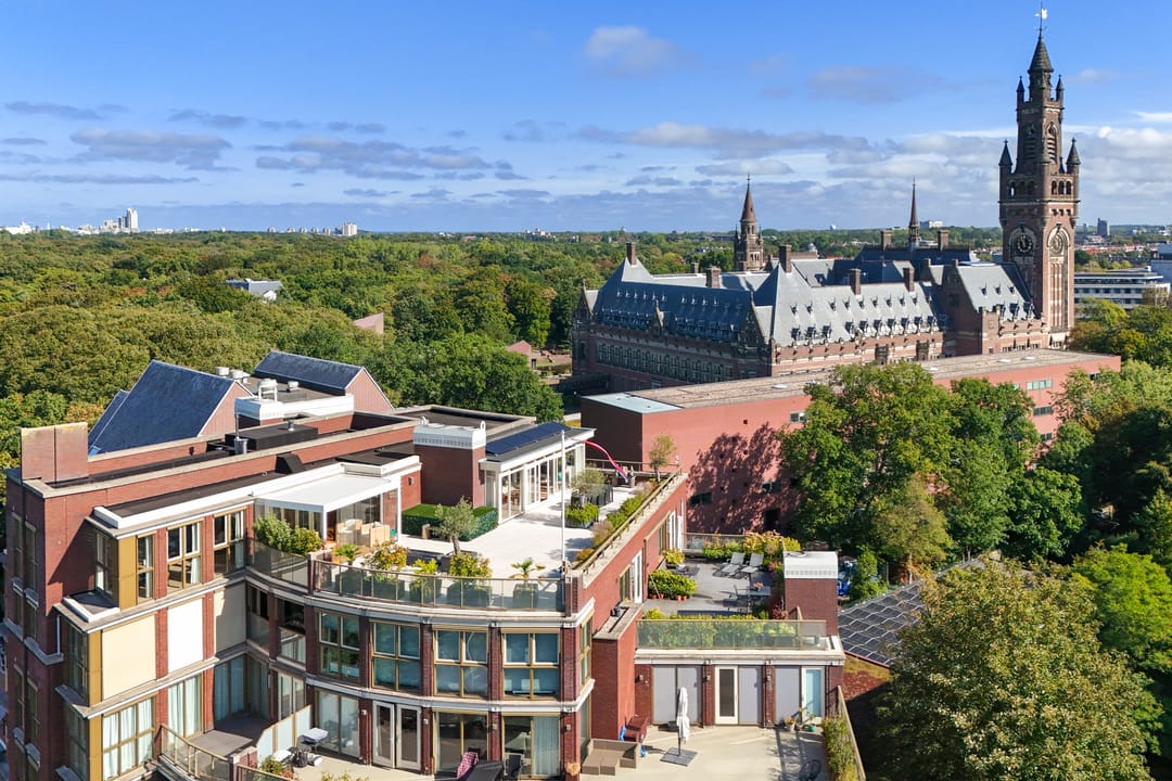 Photo 1 of Carnegielaan 56