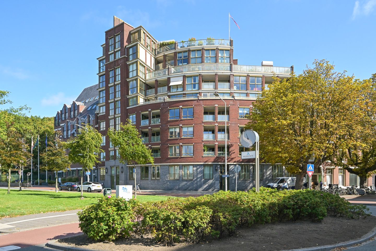 Photo 5 of Carnegielaan 56