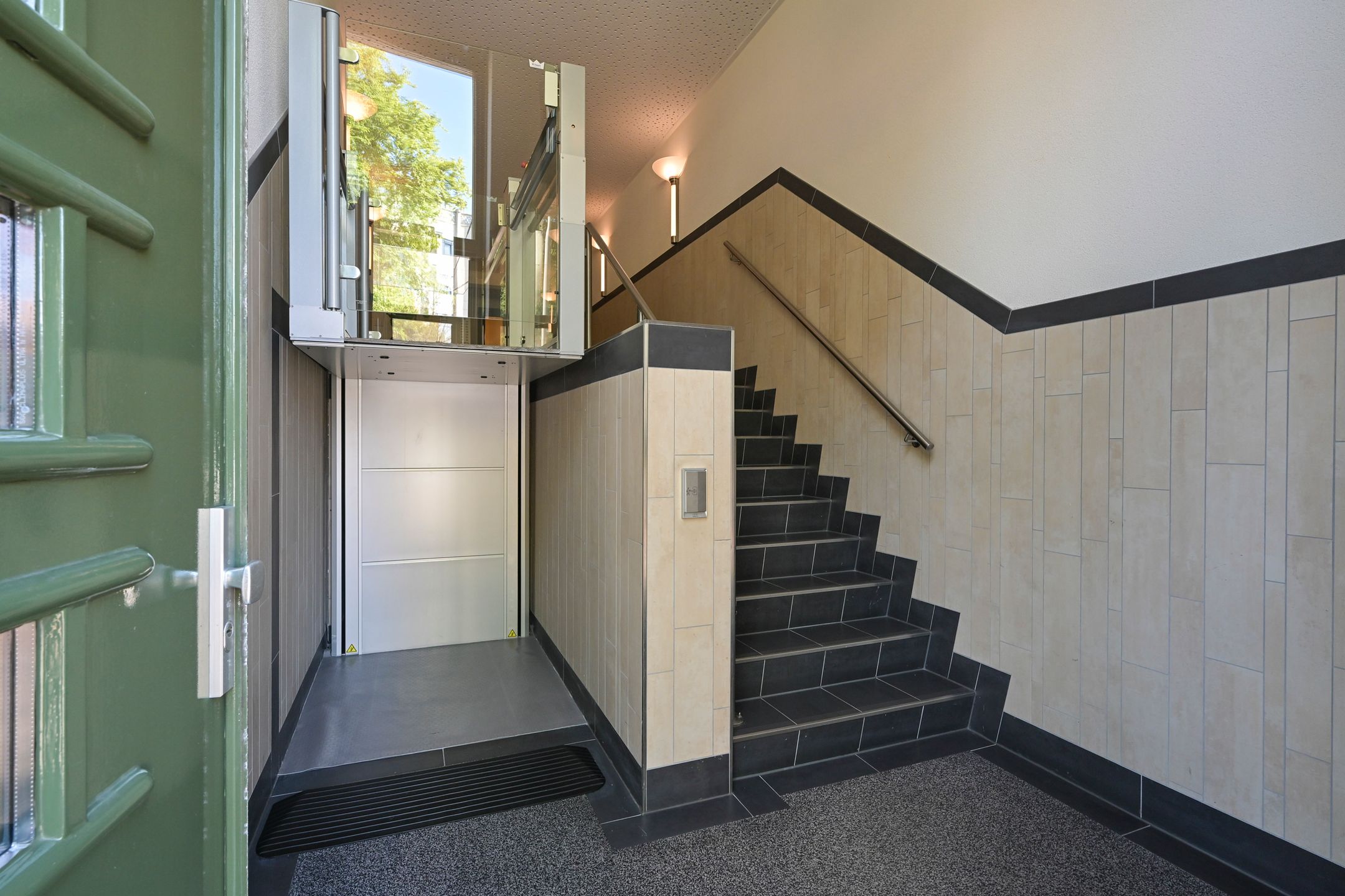 Photo 9 of Carnegielaan 56