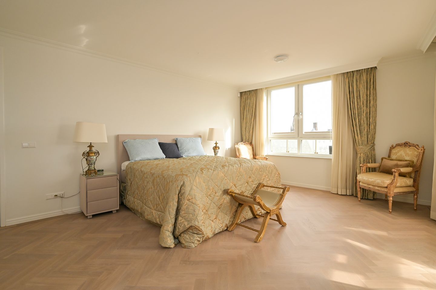 Photo 19 of Carnegielaan 56