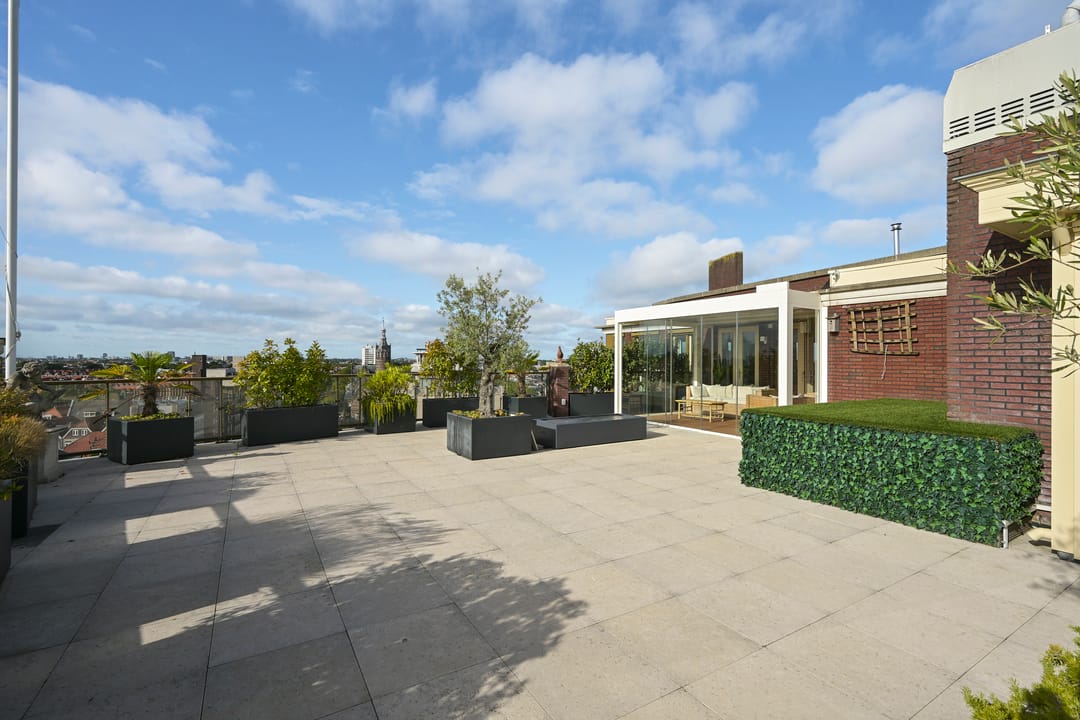 Photo 32 of Carnegielaan 56