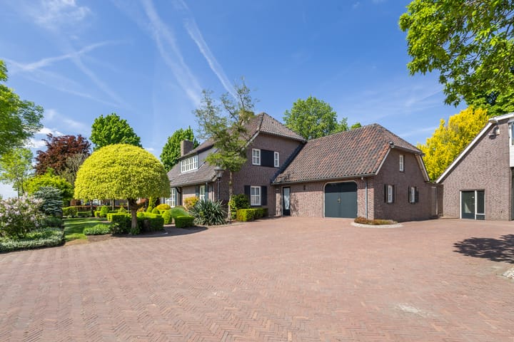 Photo 6 of Reibroekstraat 21