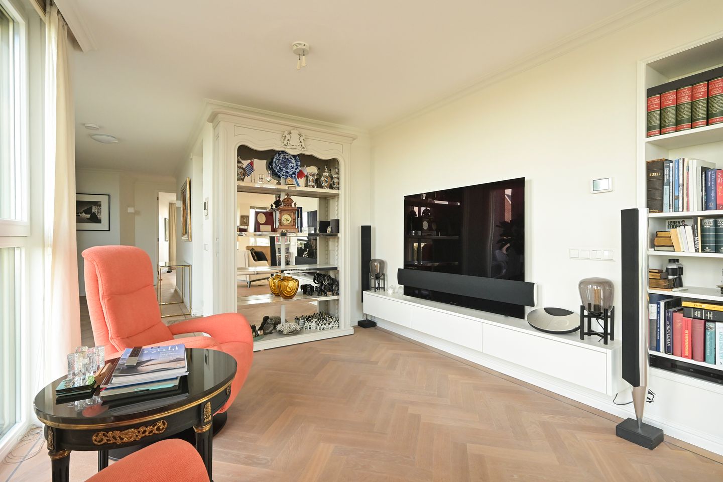 Photo 40 of Carnegielaan 56