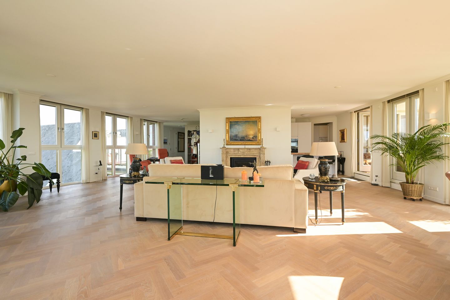 Photo 44 of Carnegielaan 56