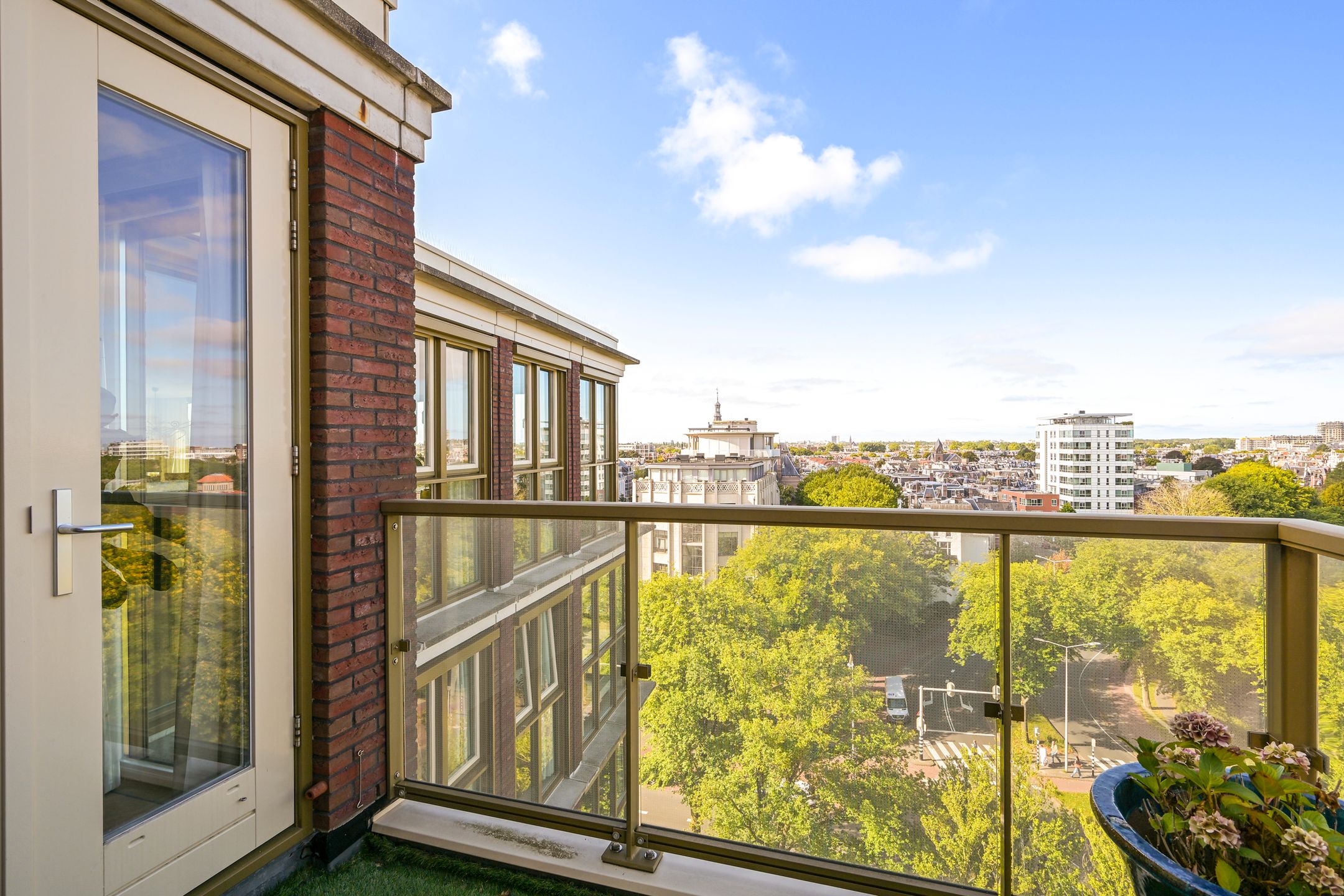 Photo 60 of Carnegielaan 56