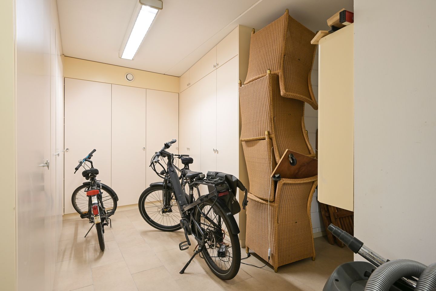 Photo 64 of Carnegielaan 56