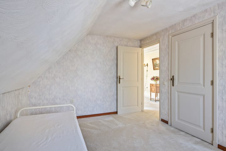 Photo 32 of Reibroekstraat 21