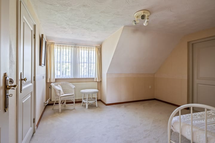 Photo 33 of Reibroekstraat 21