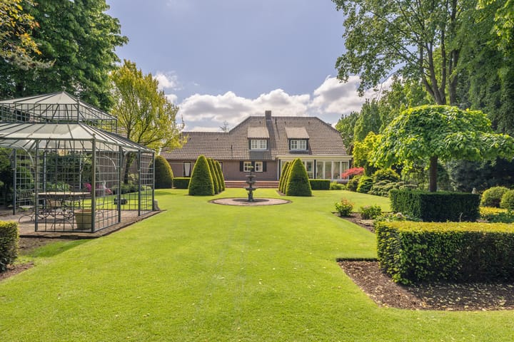 Photo 46 of Reibroekstraat 21