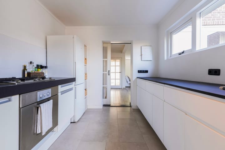 Photo 12 of van Assendelftstraat 38