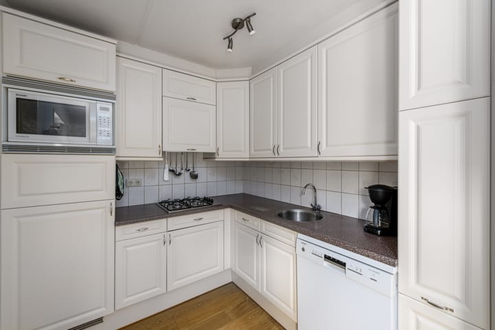 Foto 13 van Esdoornstraat 2