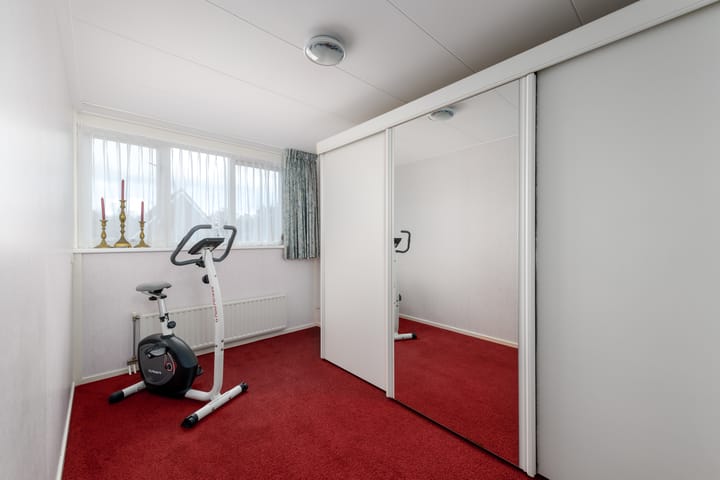 Foto 23 van Esdoornstraat 2