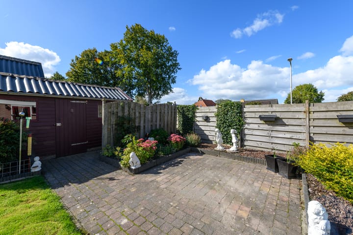 Foto 34 van Esdoornstraat 2