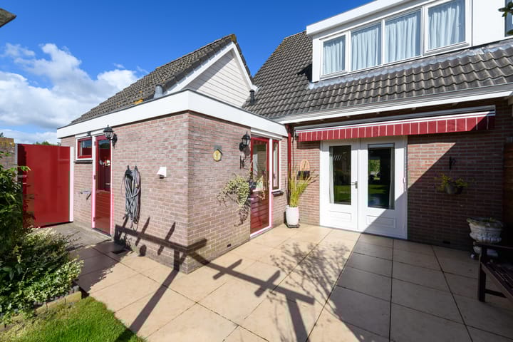 Foto 39 van Esdoornstraat 2