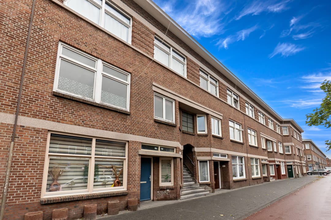 Photo 1 of Schalk Burgerstraat 361