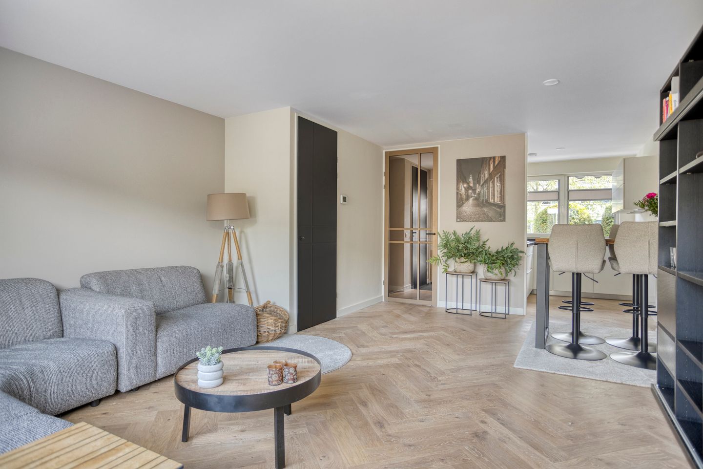 Foto 10 van Hitchcocklaan 98