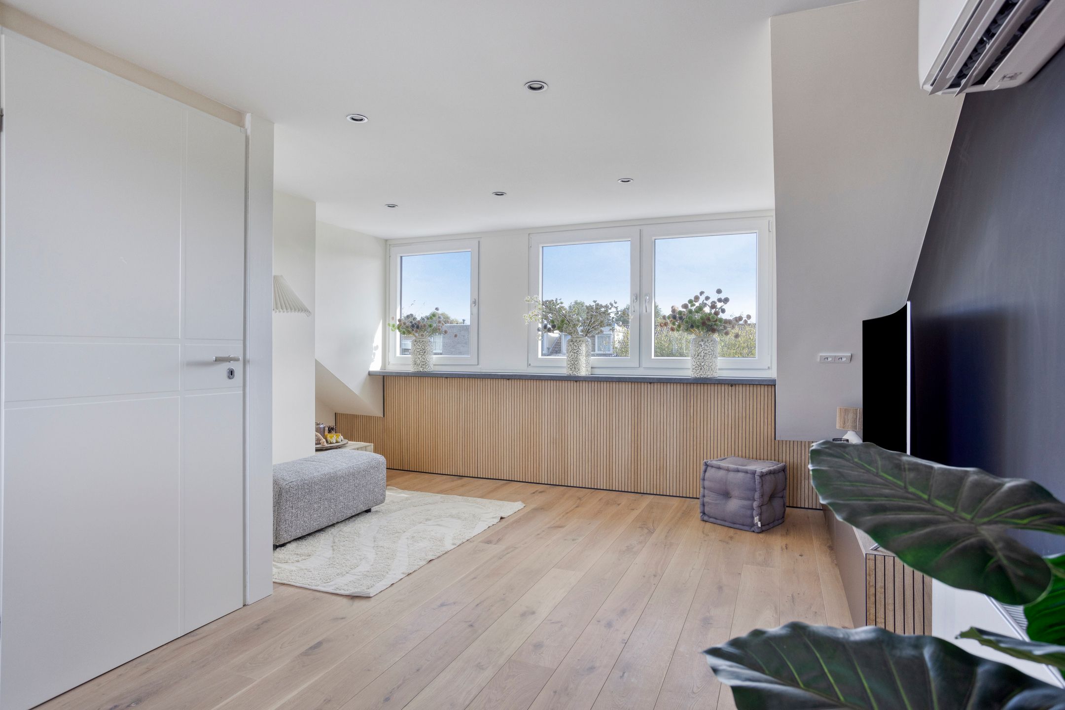 Foto 24 van Hitchcocklaan 98