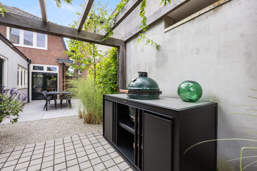 Foto 37 van Nairacstraat 39