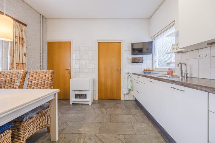 Foto 12 van Wouwsestraatweg 52