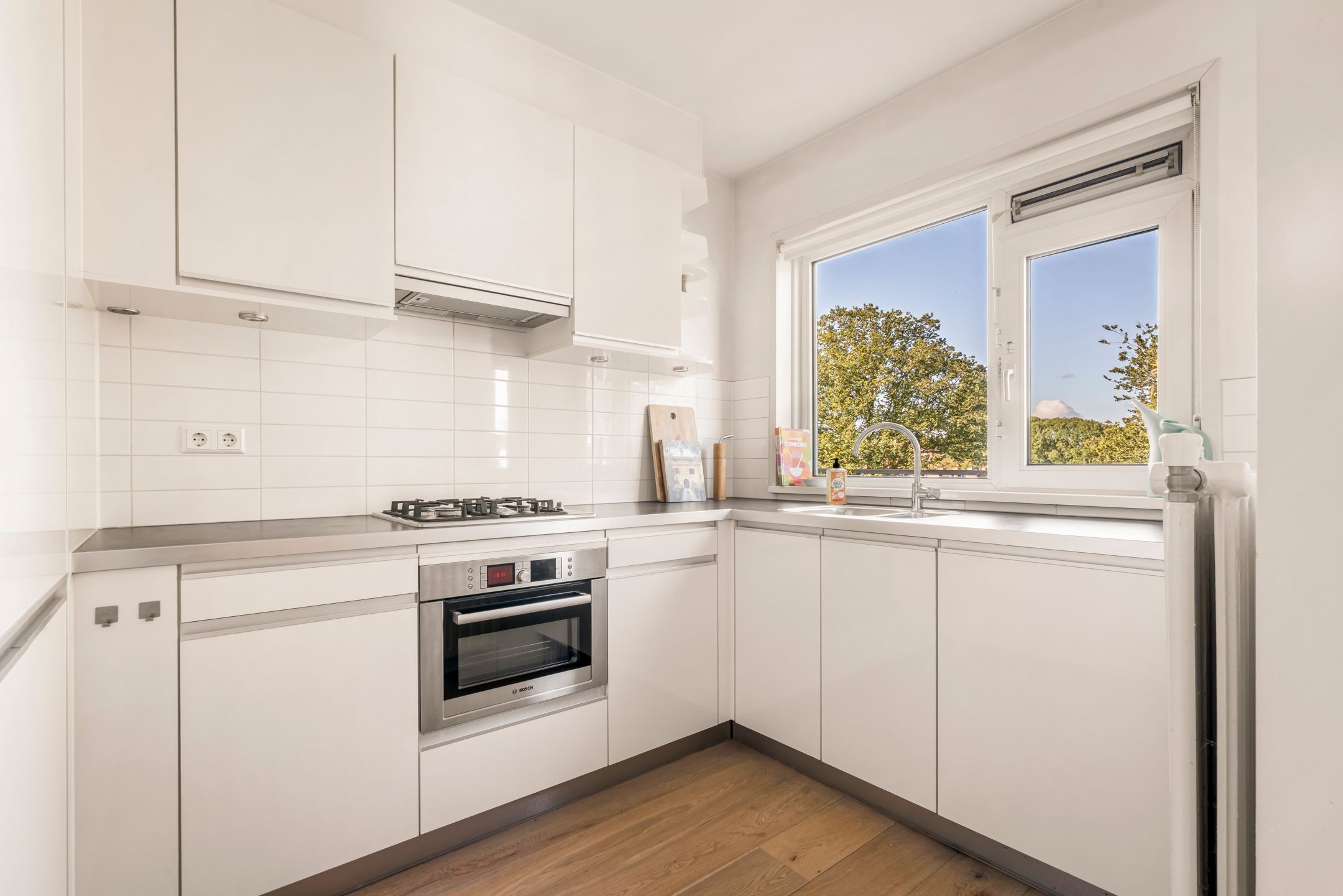 Photo 12 of Camera Obscuralaan 324