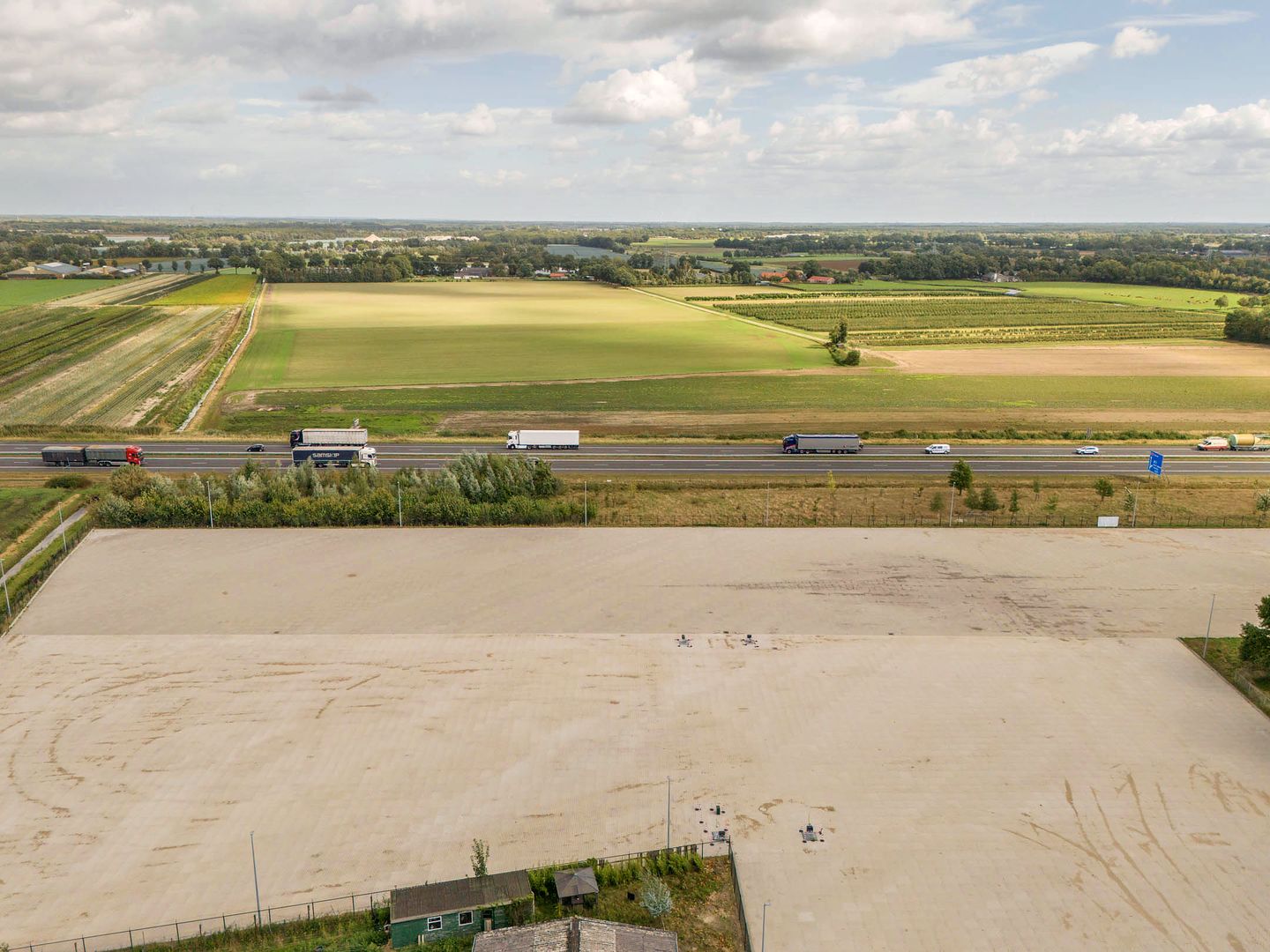 View photo 3 of Venrayseweg 134