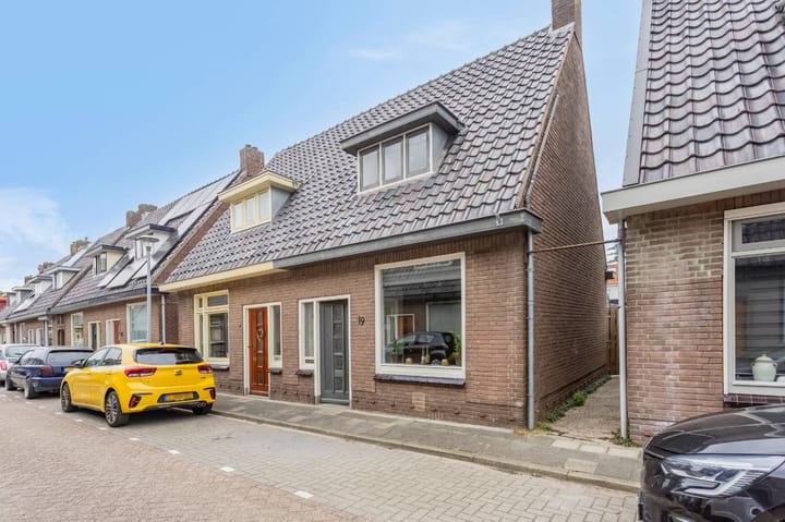 Tulpstraat 19