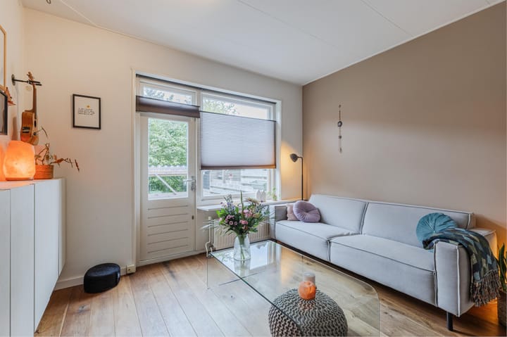 Foto 6 van Madeliefstraat 15