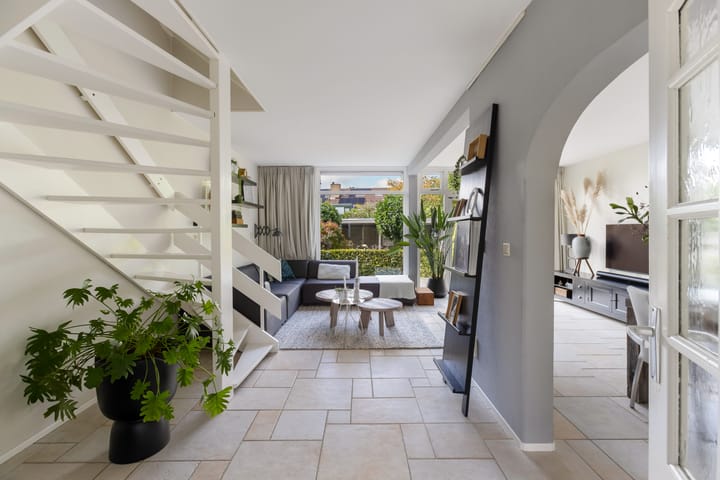 Foto 3 van Pluim-es 48