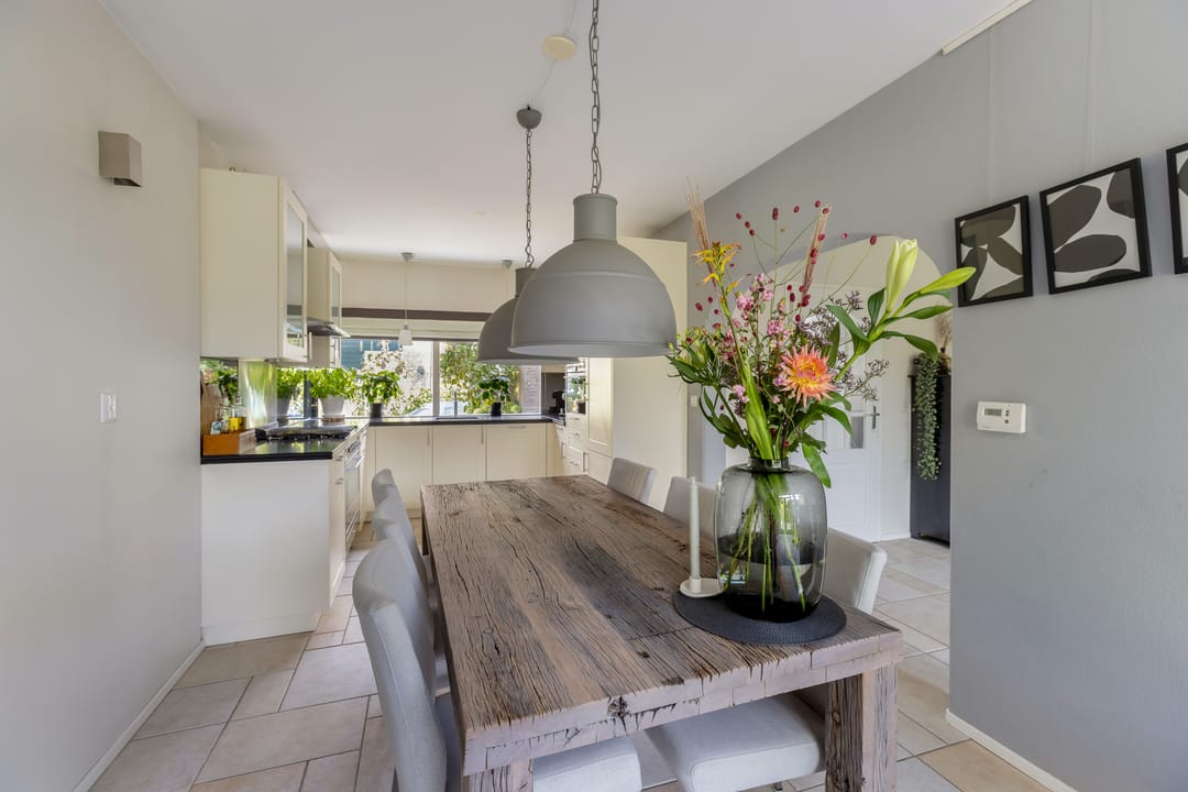 Foto 11 van Pluim-es 48